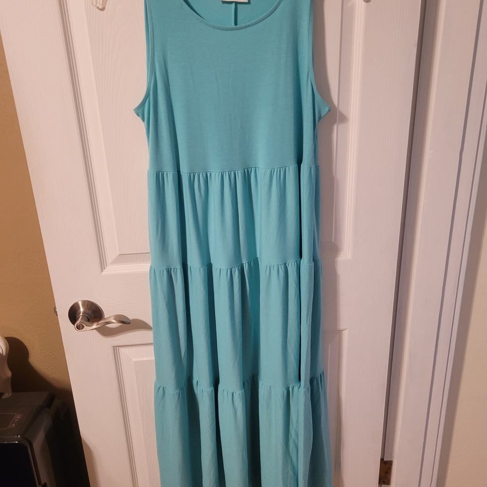 Sleeveless Aqua Maxi Dress